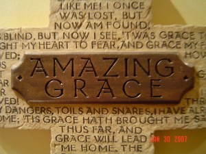 Amazing-Grace-gravsten